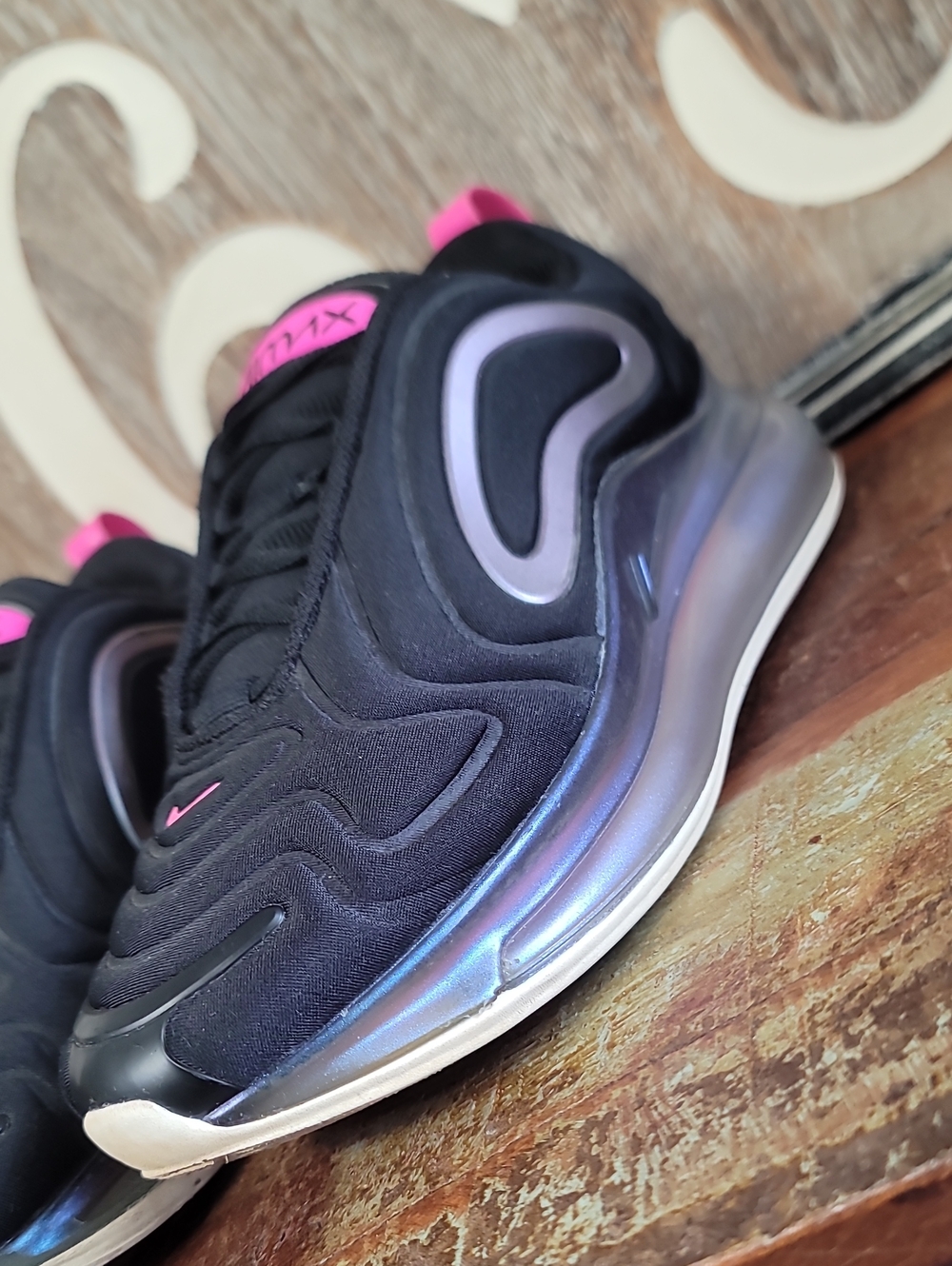 Nike Wmns Air Max 720 'Black Laser Fuchsia' Wmns 6 (Good Cond) Fast Shipping - Picture 8 of 15
